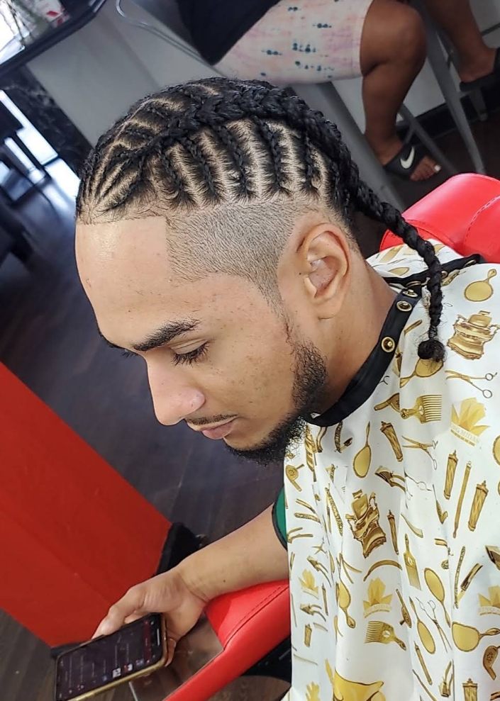 Feed-in braids with a shaved side design